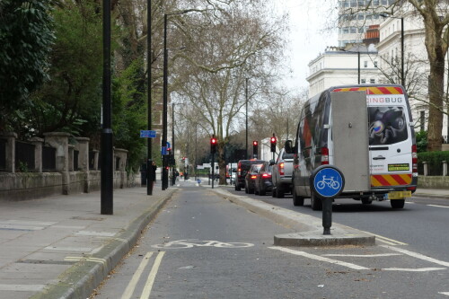 protected-bike-lane-in-london.jpg