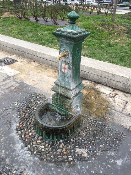 trinkbrunnen-mailand.jpg