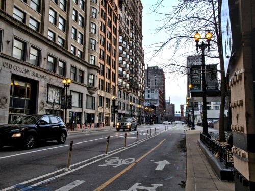 protected-bike-lane-chicago-2.jpg