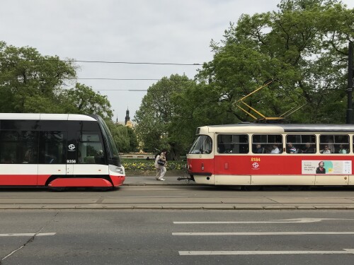 strassenbahn-prag.jpg