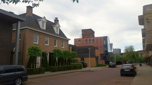 architektonische-abwechslung-in-enschede-roombeek-nl.jpg