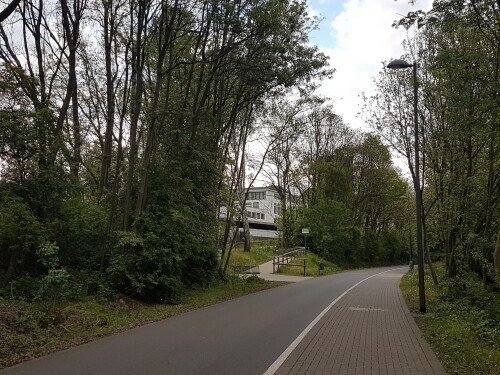 zugang-zur-nordbahntrasse-in-wuppertal.jpg