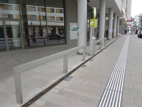 leere-bikesharing-station-in-der-wiener-seestadt-aspern.jpg