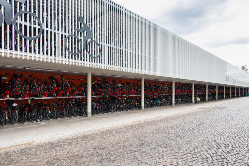 fahrradparkhaus-oranienburg.jpg