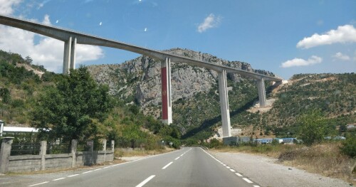 die-chinesische-autobahn-in-montenegro.jpg