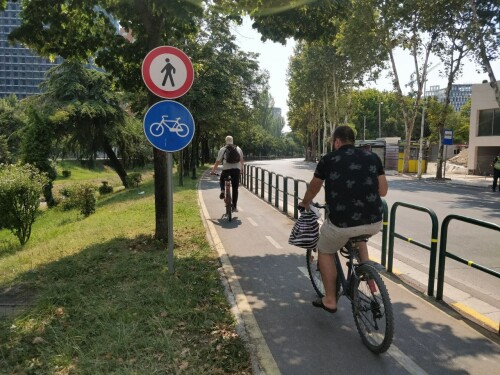 protected-bike-lane-tirana.jpg