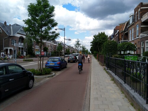 Nebenfahrbahn___Nijmegen_NL_MK.jpg
